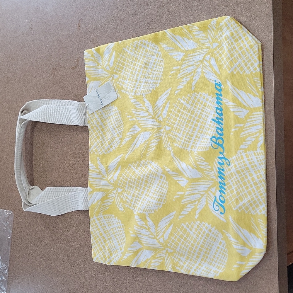 Tommy Bahama Yellow Pineapple Tote/Bag!!